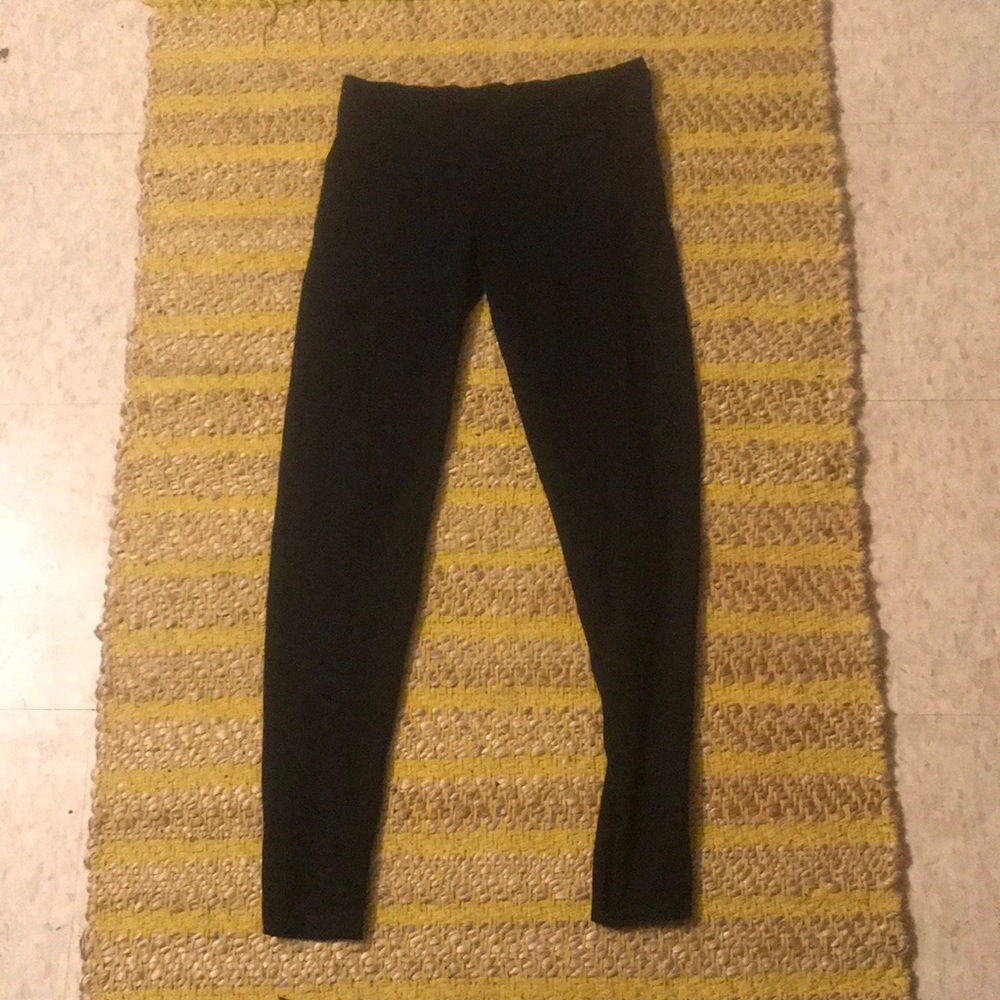 Abound leggings